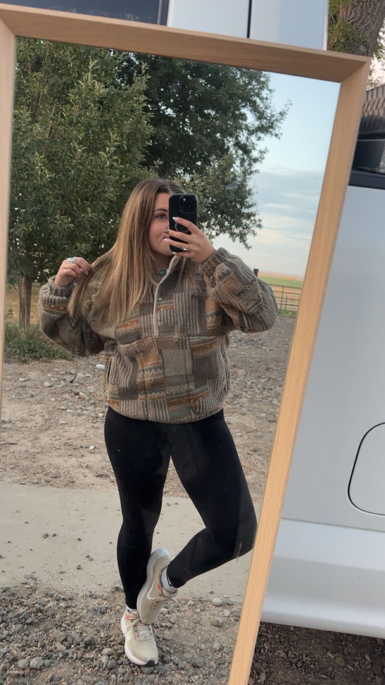 FLEECE PULLOVER